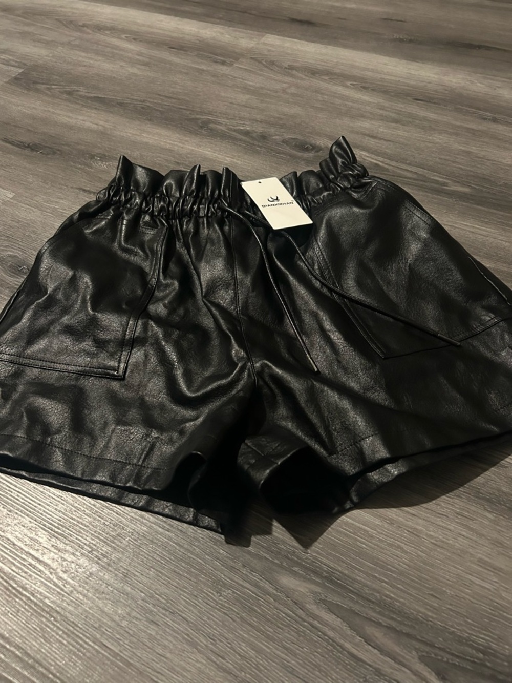 Leather-Look Black Women’s Shorts with Elastic Waist